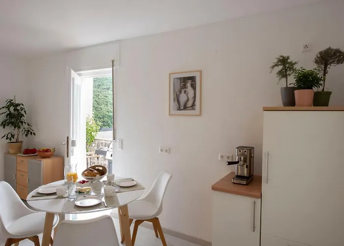 Appartamento Burgblick Coraidelstein *